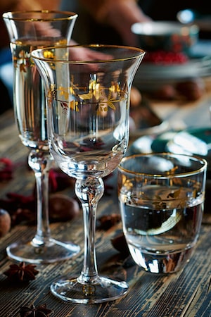 glassware plum abu dhabi